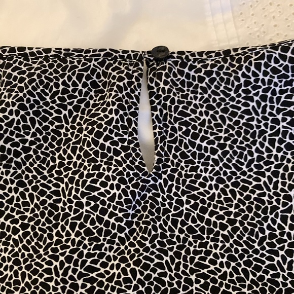 CHICOS Black and White Blouse - Picture 4 of 5